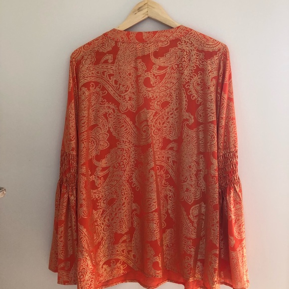 🚨Michael Korrs🚨Orange Bell Sleeves Blouse - Picture 2 of 5